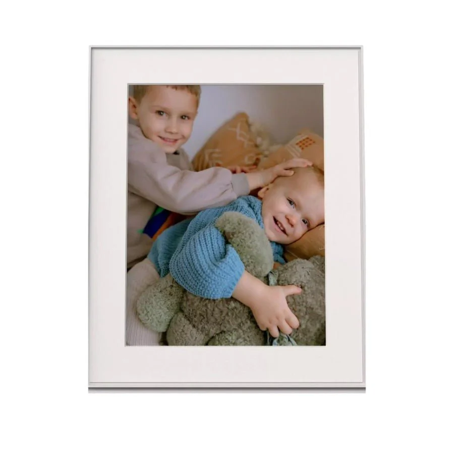 Aura Walden 15" Digital Photo Frame – Clay with Paper Mat | AF115-MWHT