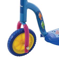 Baby Shark Music And Lights Scooter - Image 3
