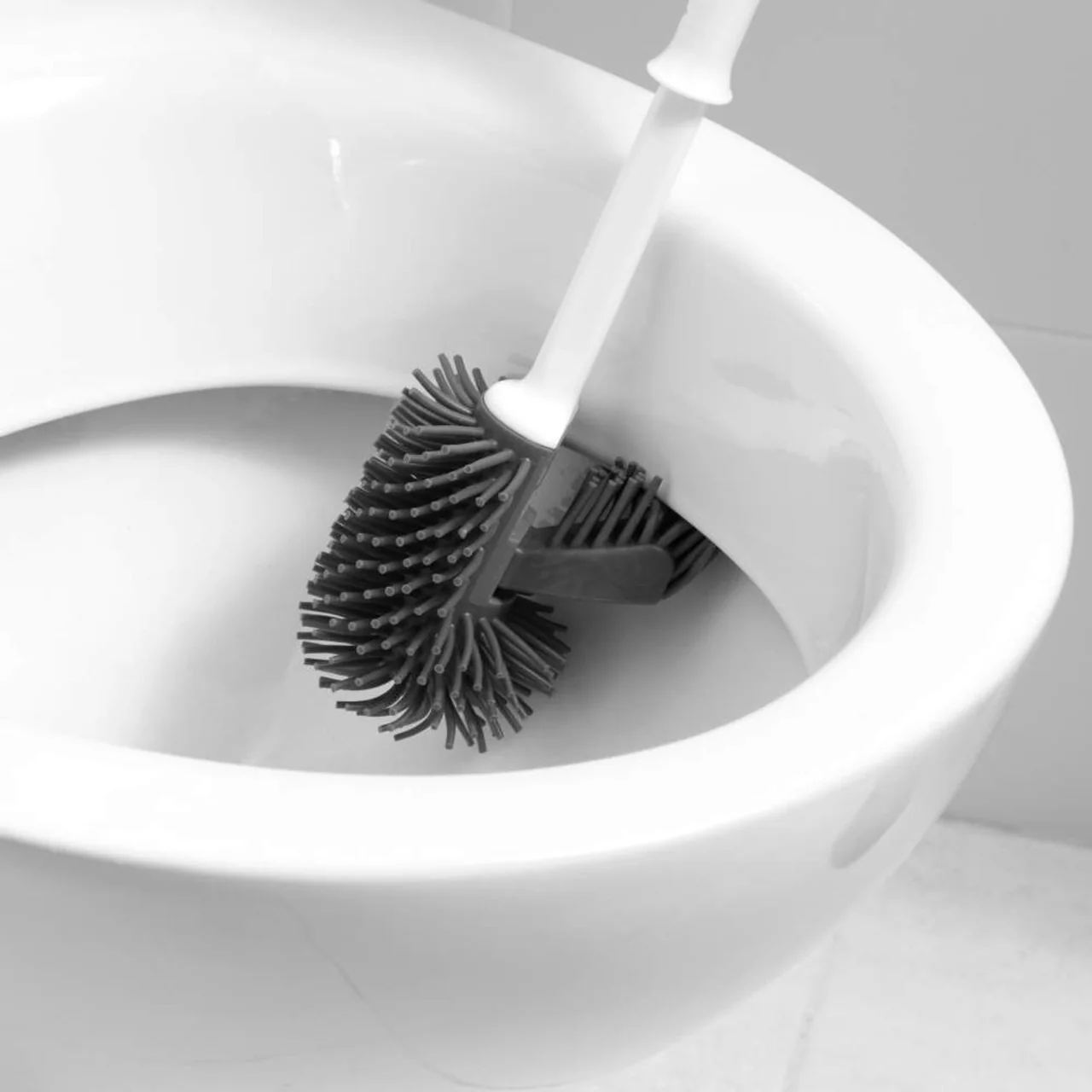 Beldray Antibac Silicone Toilet Brush with Holder - Image 5