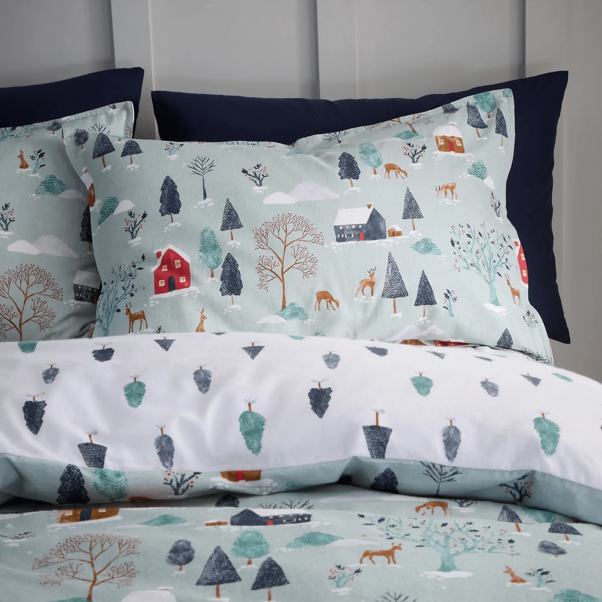 Bianca Brushed Cotton Reversible Winter Scene Duvet Cover Set Superking - Image 3