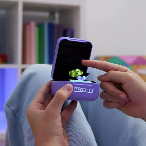 Bitzee Interactive Pet - Image 4