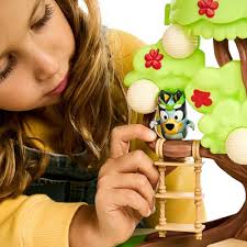 Bluey Tree House Playset - Image 3