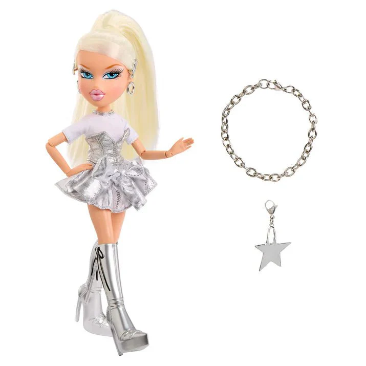Bratz Charmz Doll - Cloe - Image 5