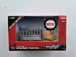 Britains 1:32 Link Box