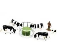 Britains Cattle Feeder Set