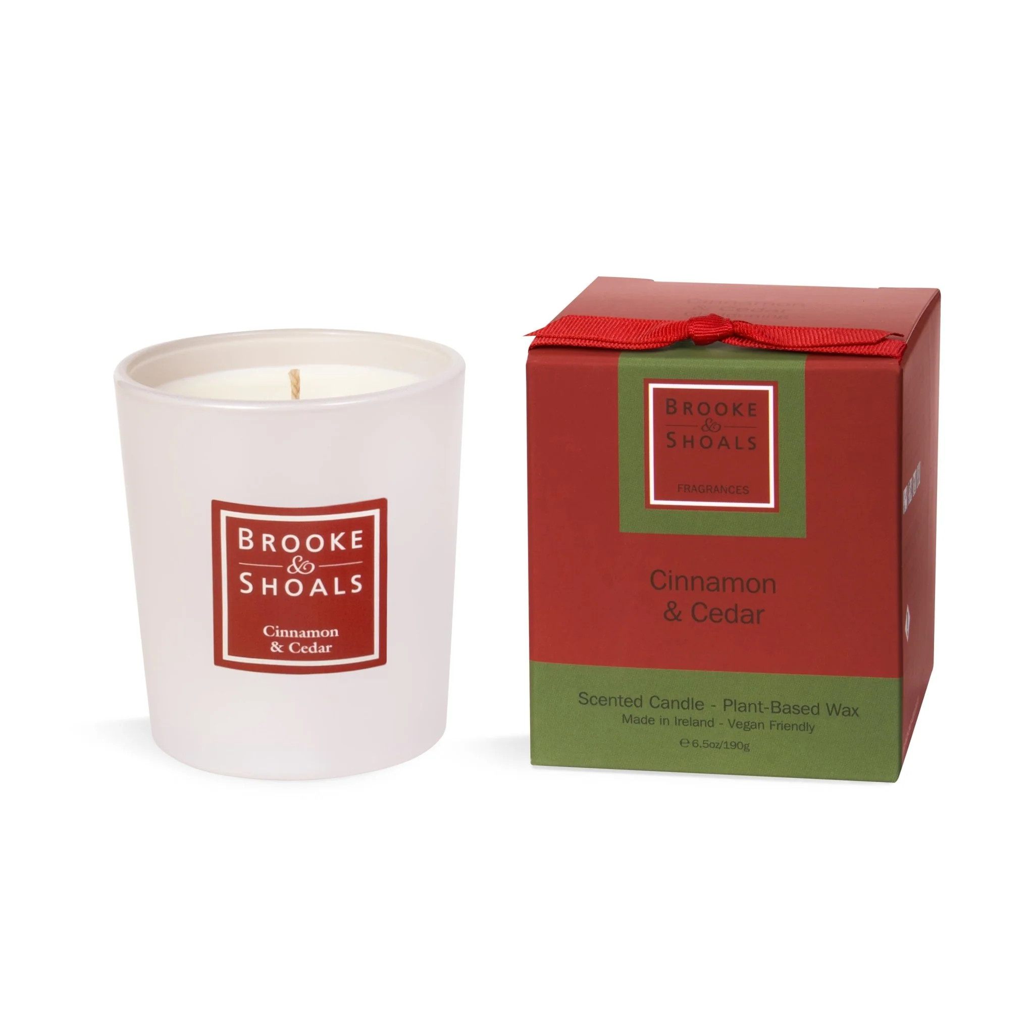 Brooke & Shoals Scented Candle - Cinnamon and Cedar