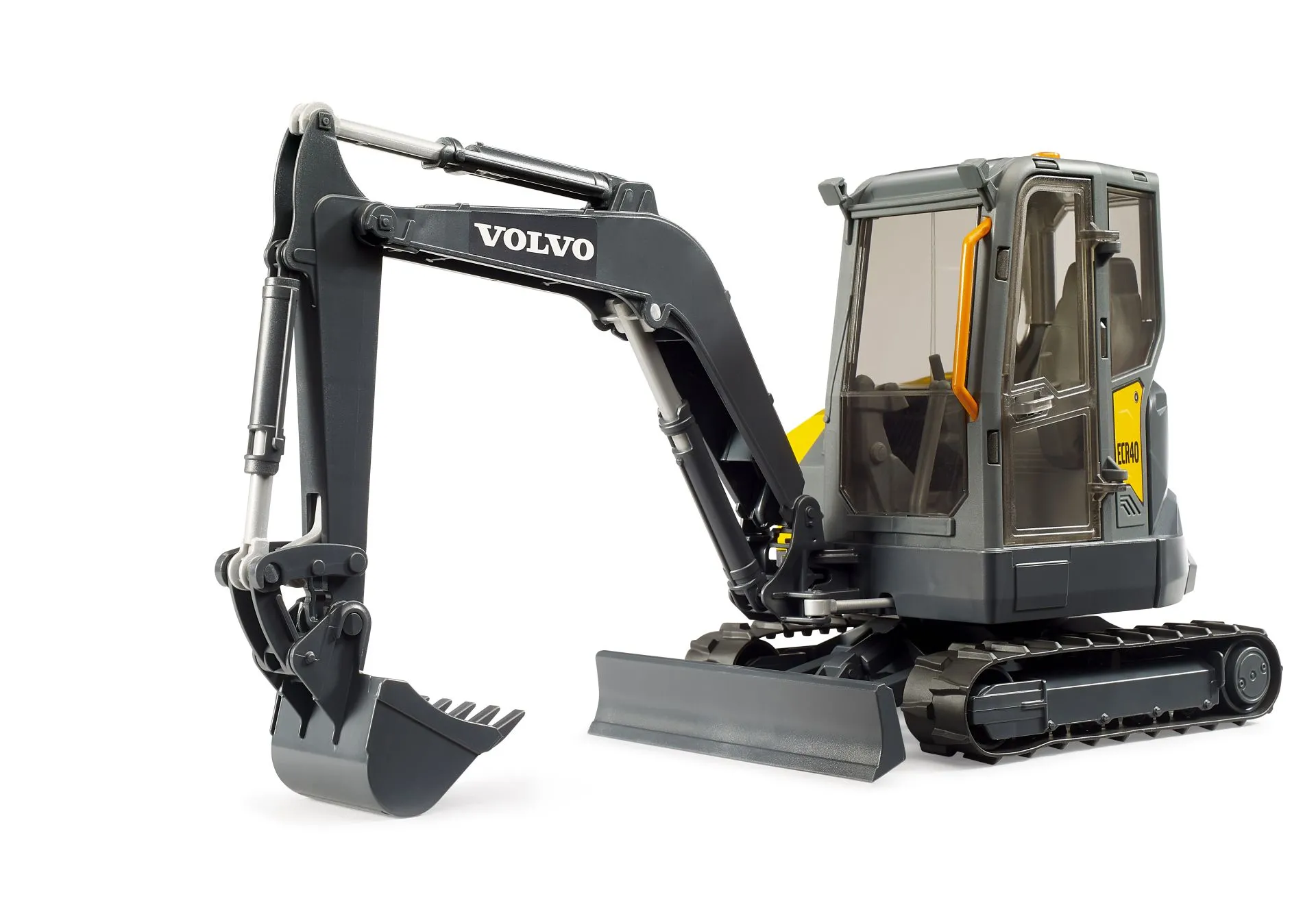 Bruder Volvo Compact Excavator ECR40 – 1:16 Scale Mini Digger - Image 3