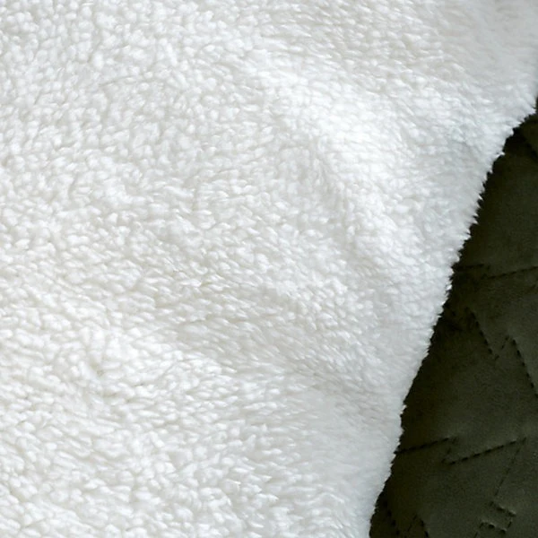 Catherine Lansfield Bedding Cosy Soft Christmas Tree Green Duvet Cover Set - Super King - Image 4