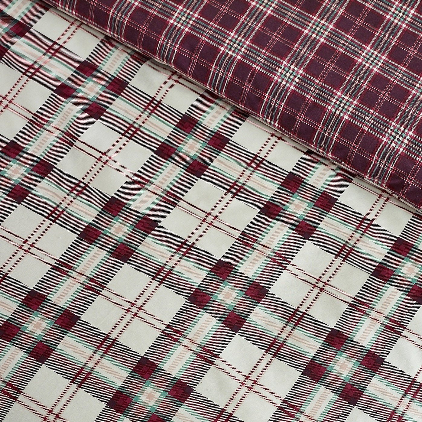 Catherine Lansfield Bedding Kelso Check Duvet Set Plum - Double - Image 4