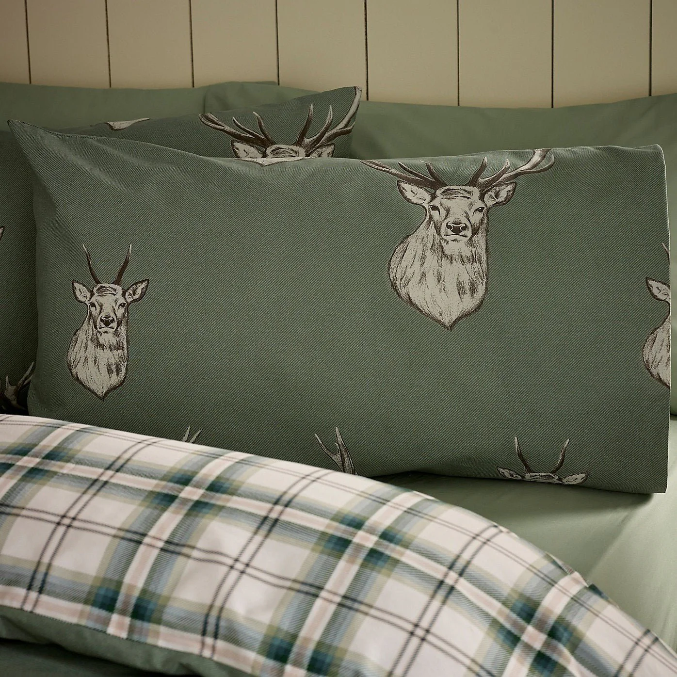 Catherine Lansfield Bedding Stag Check Duvet Set Soft Green - Double - Image 4