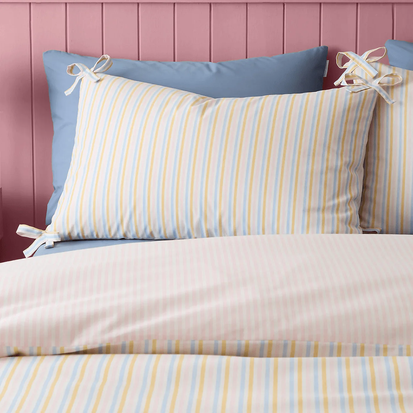 Catherine Lansfield Brighton Stripe Bow Trim Duvet Cover Set - Kingsize - Image 3