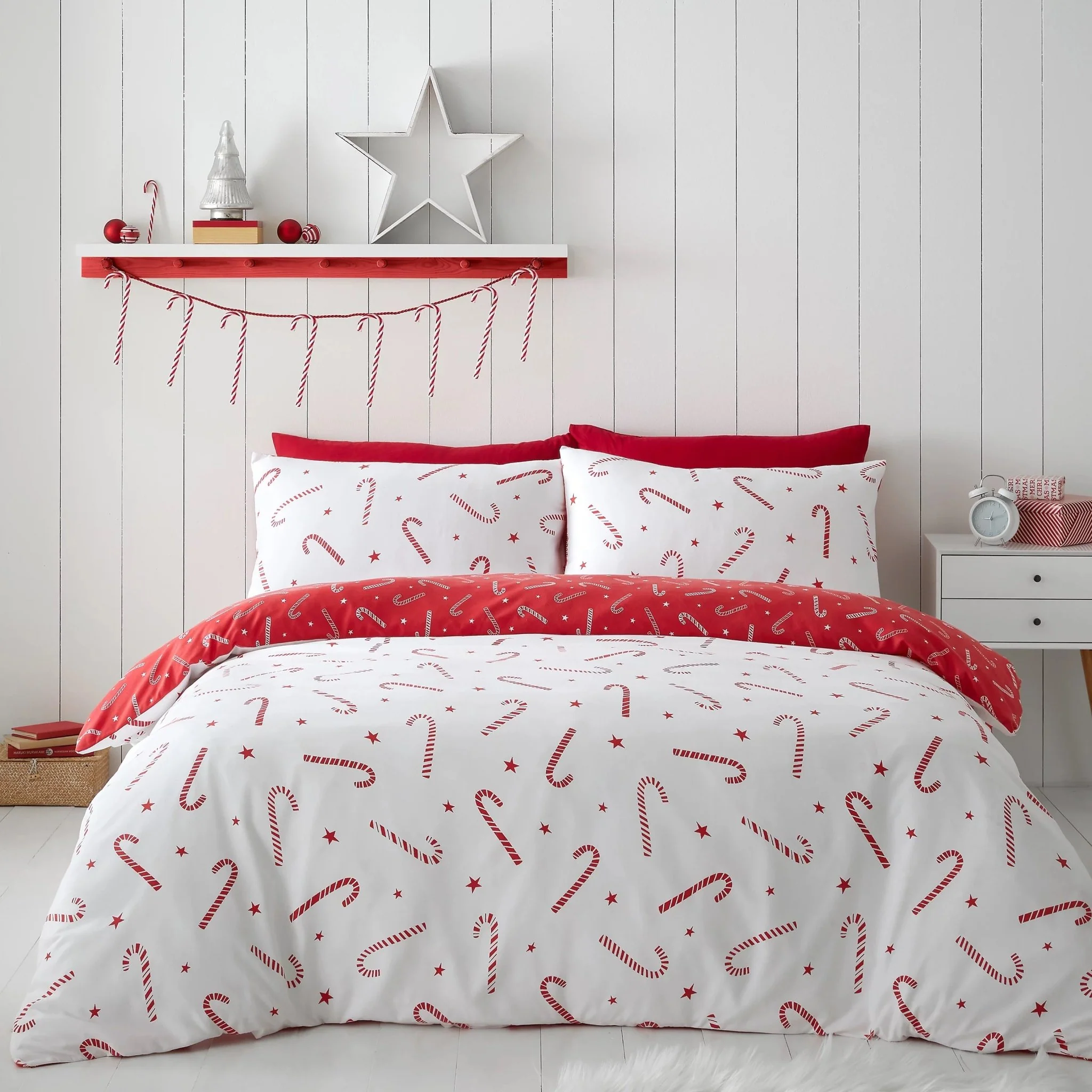 Catherine Lansfield Christmas Candy Cane Reversible Duvet Set - Double