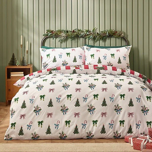 Catherine Lansfield Christmas Stripe Reversible Duvet Cover Set – Single - Image 2