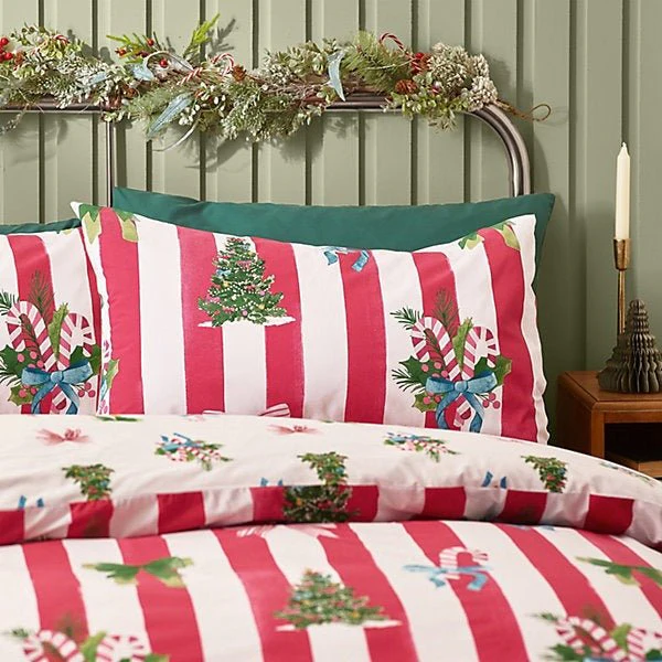 Catherine Lansfield Christmas Stripe Reversible Duvet Cover Set – Single - Image 3
