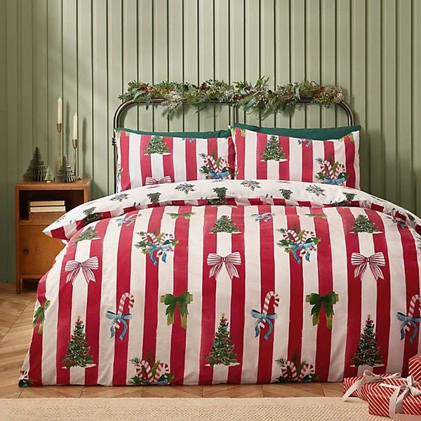 Catherine Lansfield Christmas Stripe Reversible Duvet Cover Set – Super King