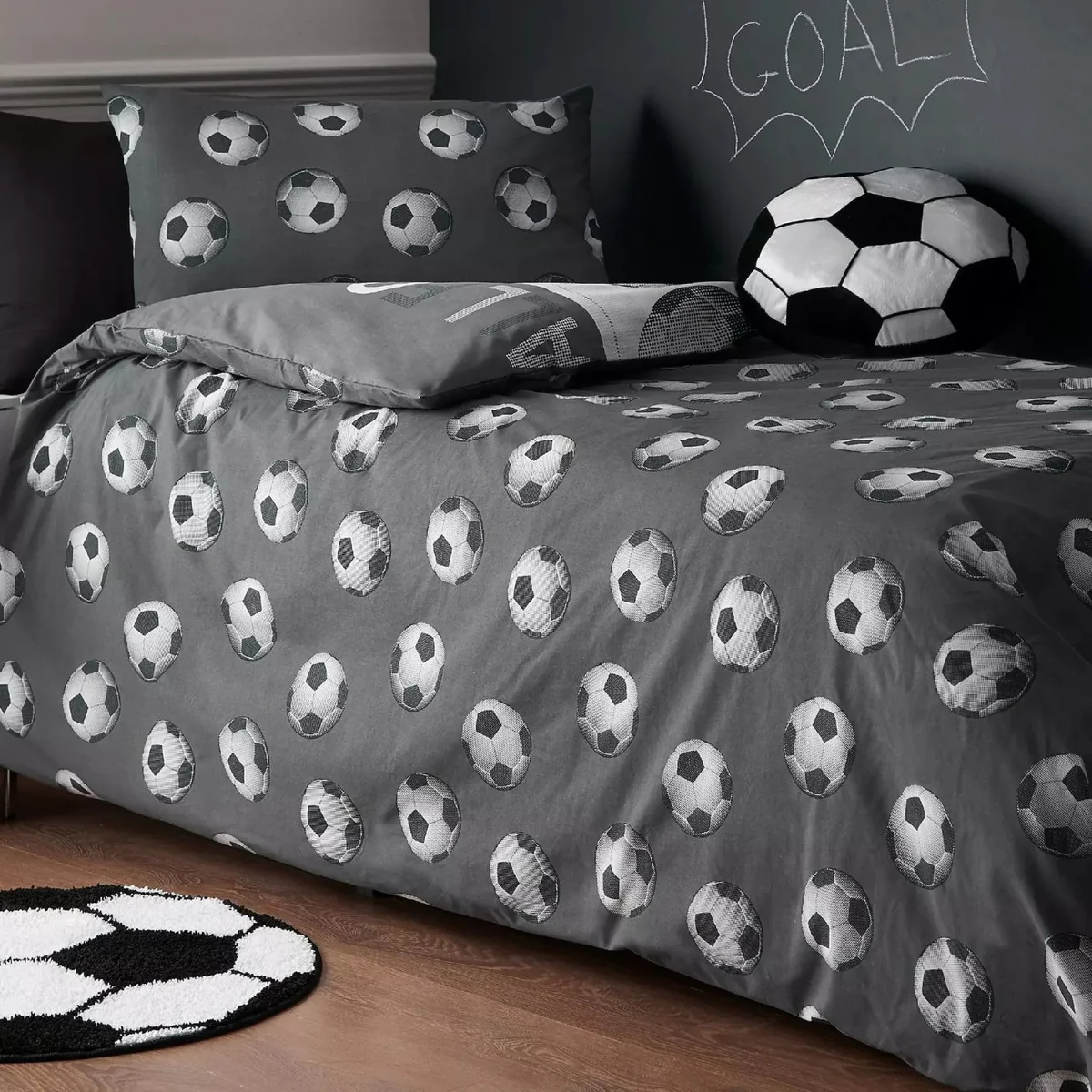 Catherine Lansfield Football Duvet Set Grey - Single - Image 2
