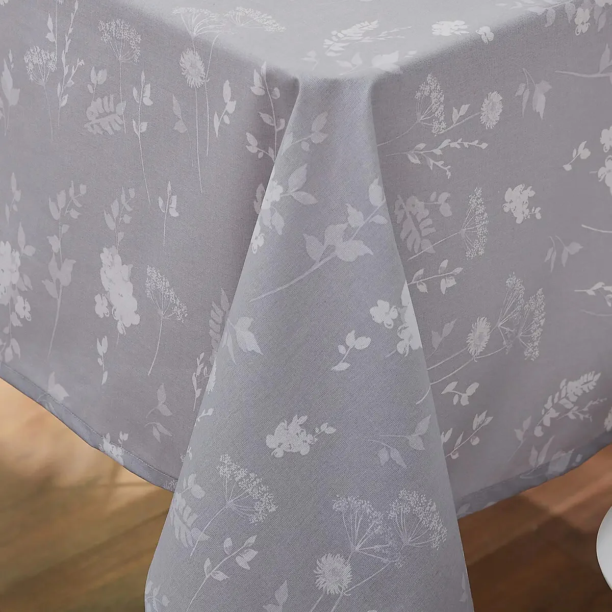 Catherine Lansfield Meadowsweet Floral 132 x 178cm Tablecloth White/Grey - Image 2