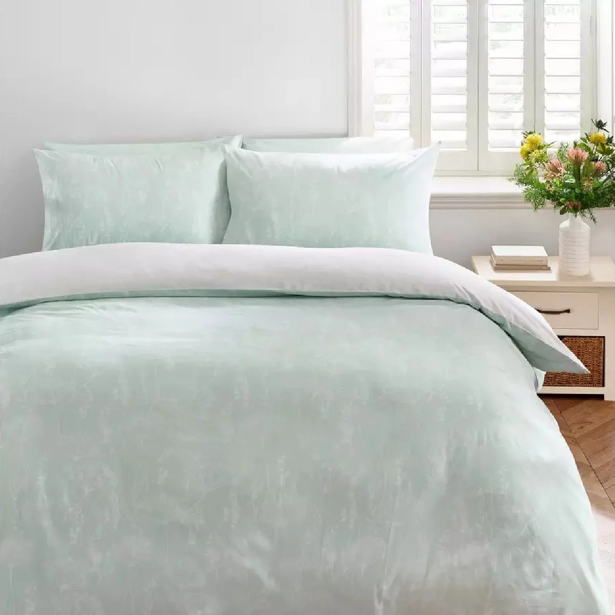 Catherine Lansfield Meadowsweet Floral Duvet Cover Set – Superking - Image 2