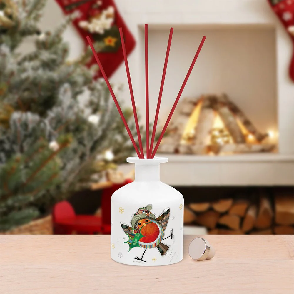Christmas 'Bug Art' Robin Reed Diffuser