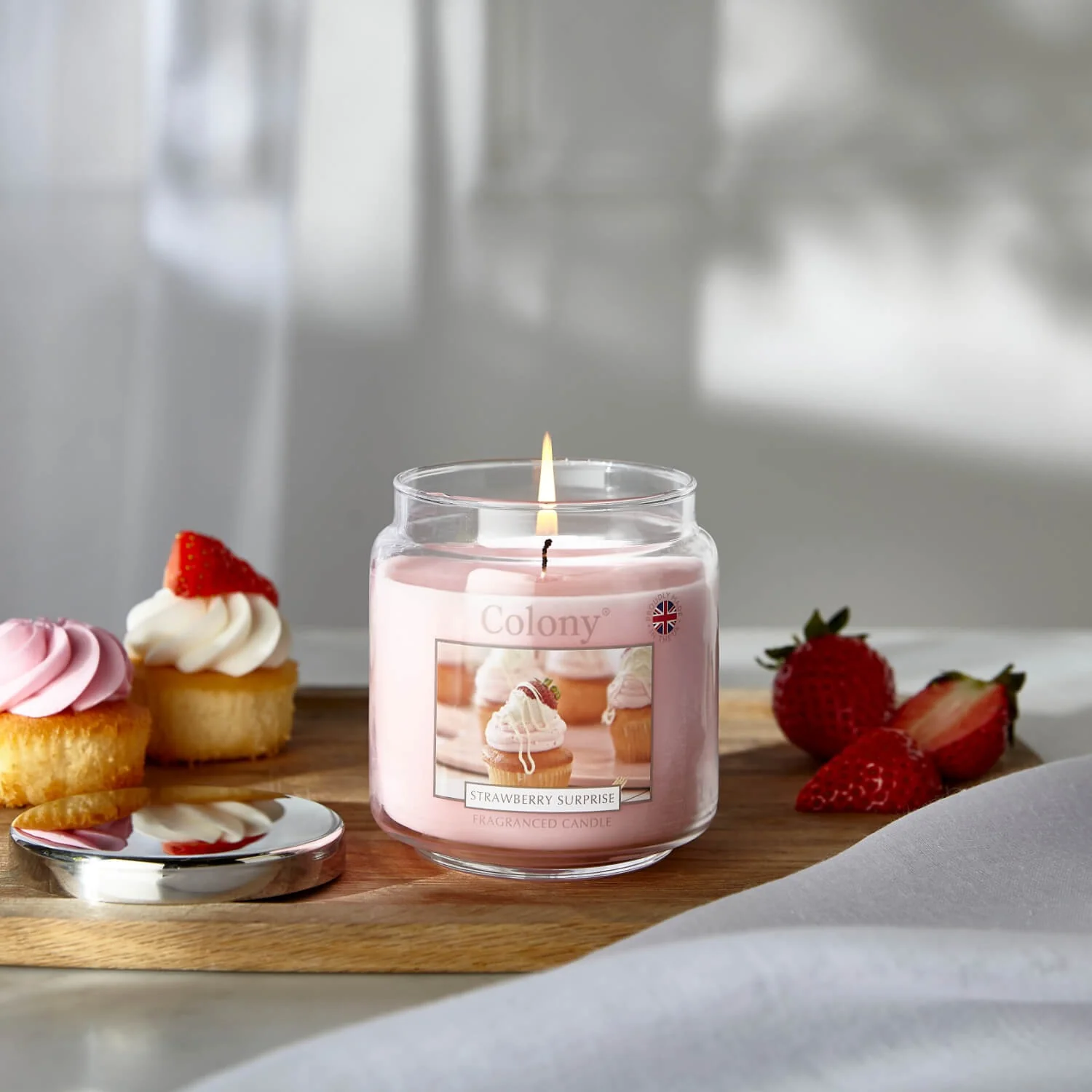 Colony Strawberry Surprise Medium Candle