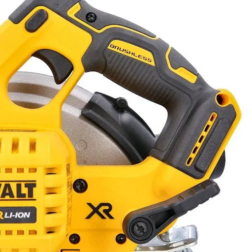 DeWALT 18V XR Brushless 184mm Circular Saw Body only DEWDCS570N - Image 3
