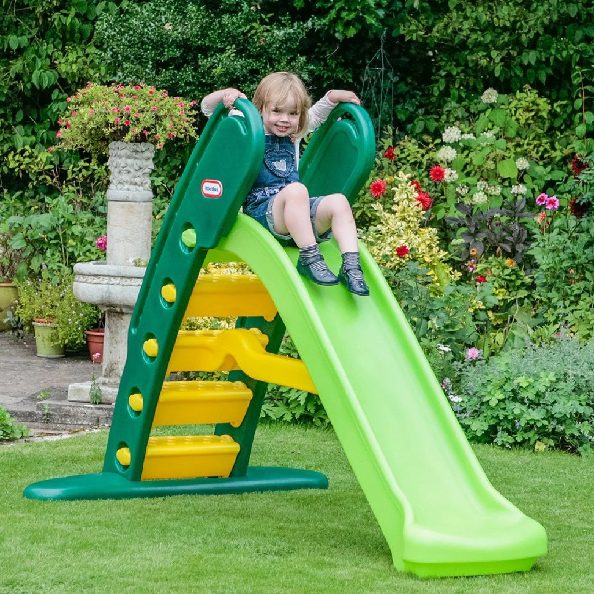 Little Tikes Easy Store Giant Slide: Evergreen