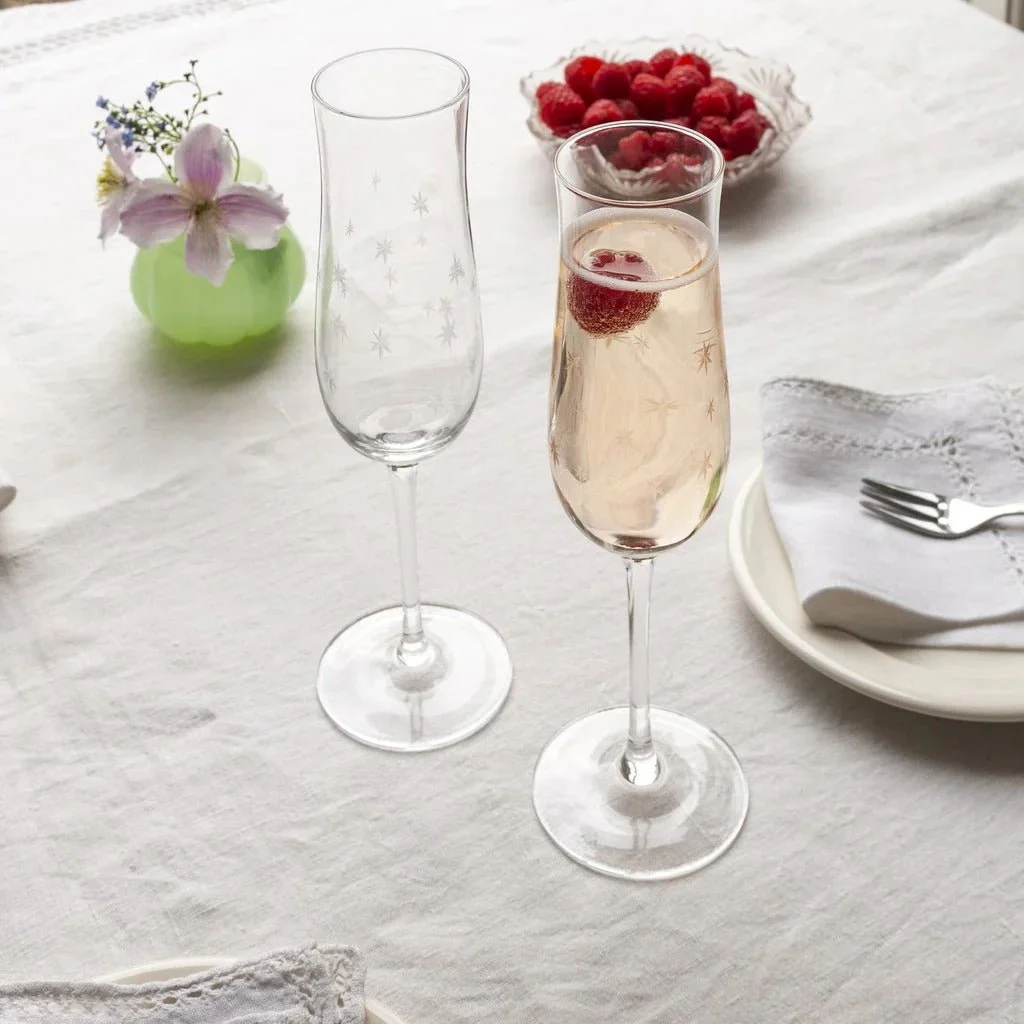 Etched Star Champagne Glasses 200ml (Set of 2) – Pink Tint - Image 2