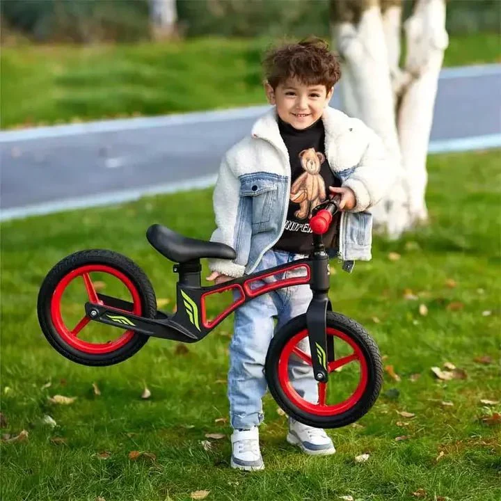 Hape New Explorer Balance Bike - Image 3
