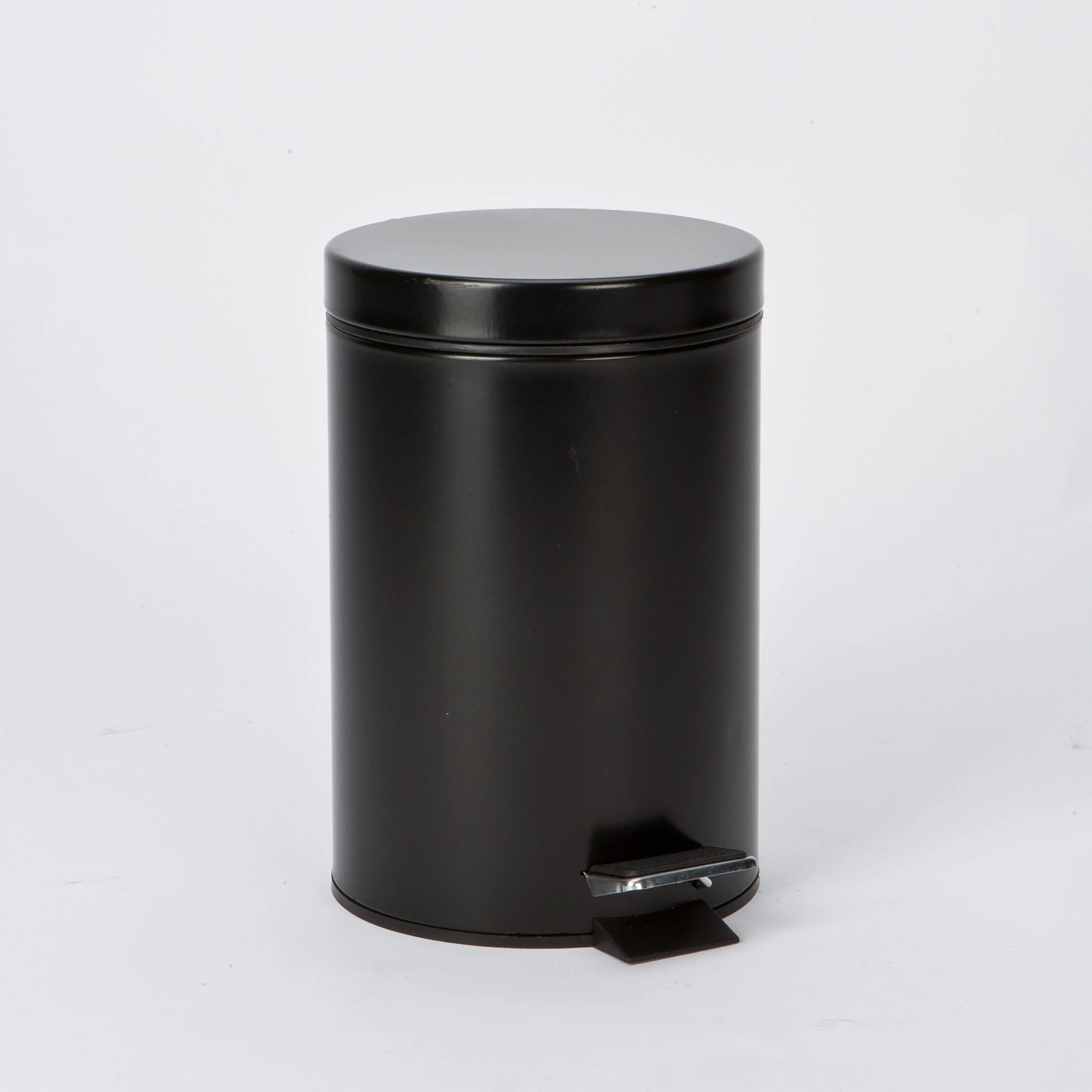 Highlands 3 Litre Pedal Black Bin