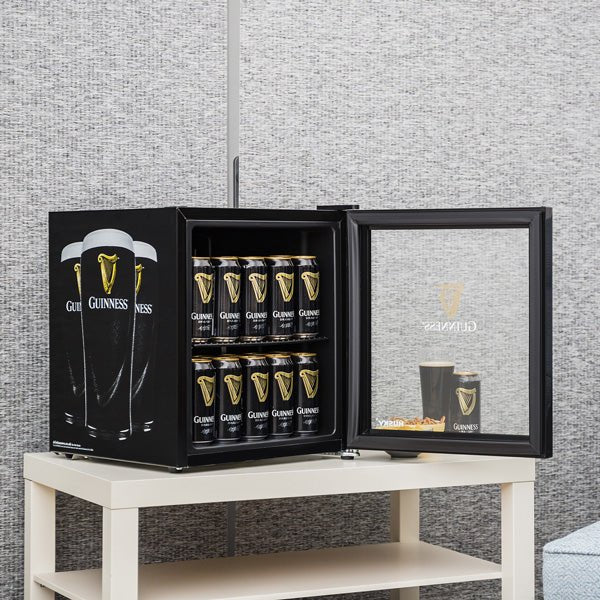 Husky 43 Litre Guinness Mini Fridge/Drinks Cooler - Image 3