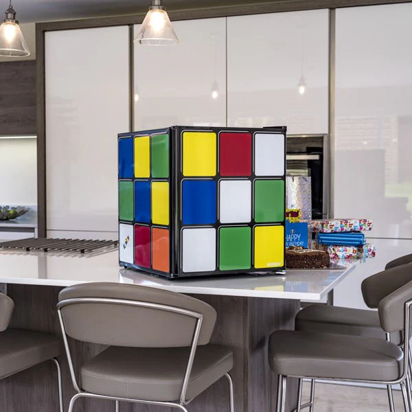 Husky 43 Litre Rubiks Cube Mini Fridge/Drinks Cooler - Image 4