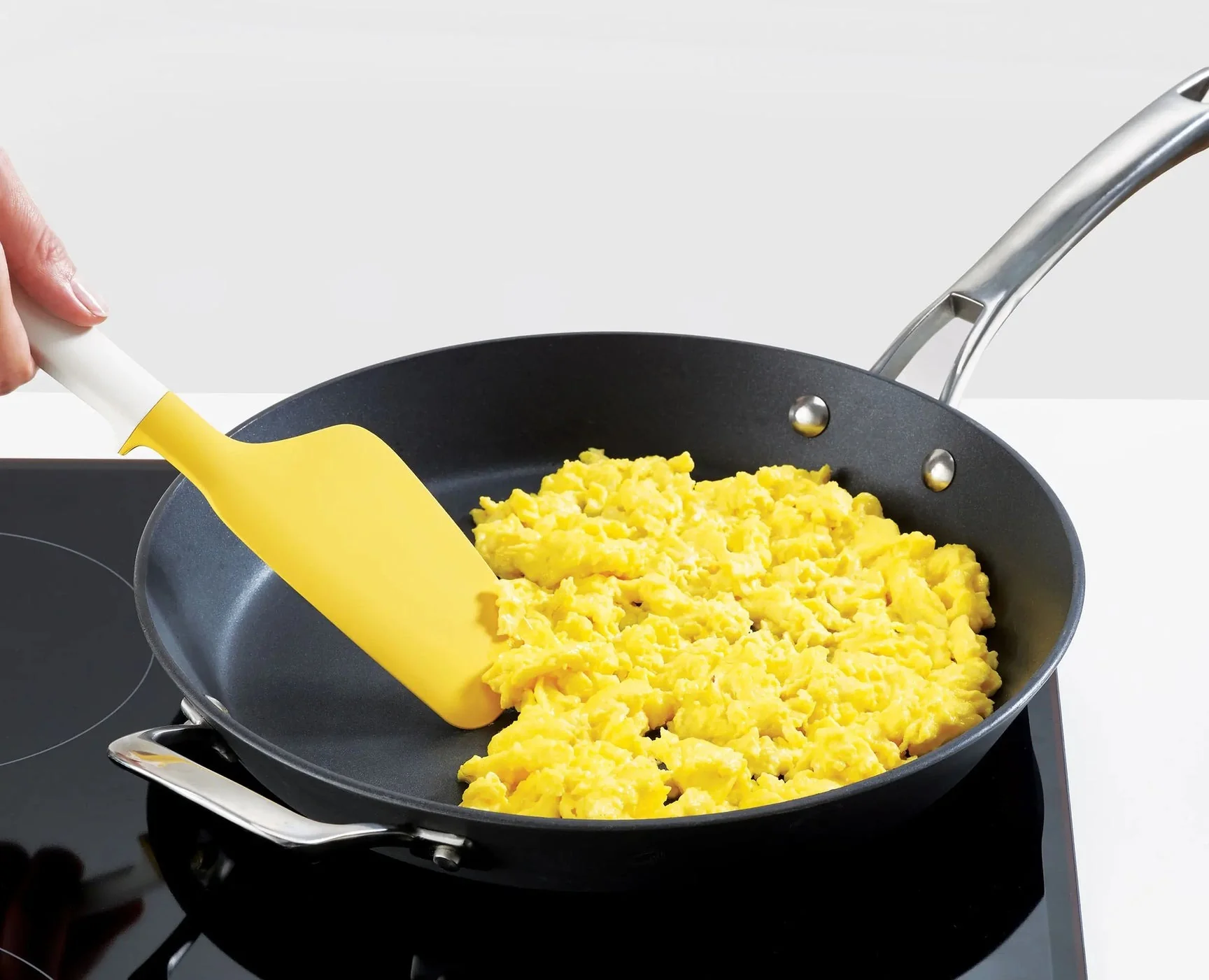 Joseph Joseph Elevate™ Yellow Egg Spatula - Image 3