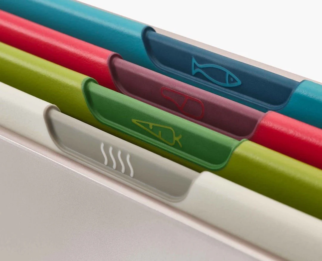 Joseph Joseph Folio™ Icon 4-piece Multicolour Chopping Board Set with Chef’s Knife - Image 2
