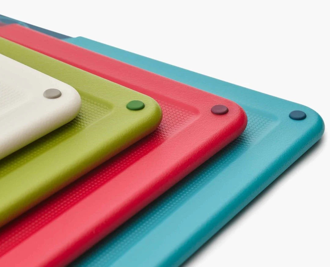 Joseph Joseph Folio™ Icon 4-piece Multicolour Chopping Board Set with Chef’s Knife - Image 5