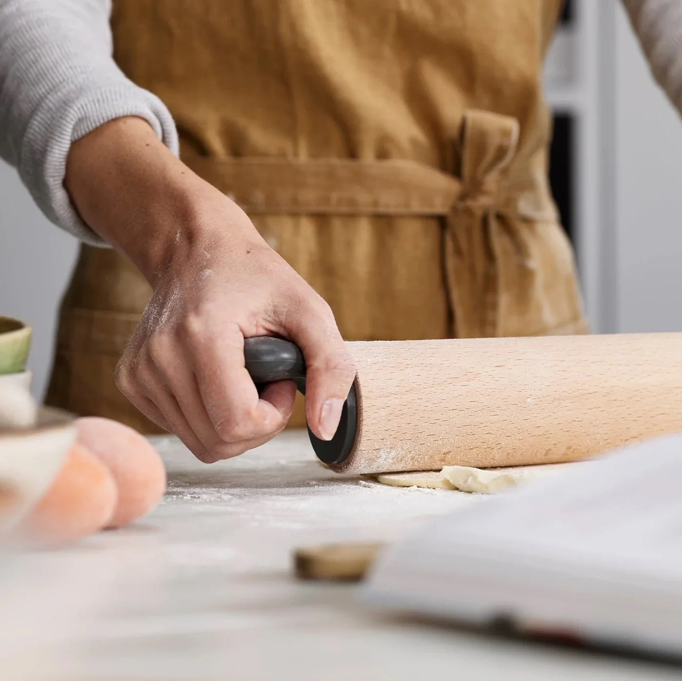 Joseph Joseph Grip-Pin™ Ergonomic Rolling Pin - Image 2