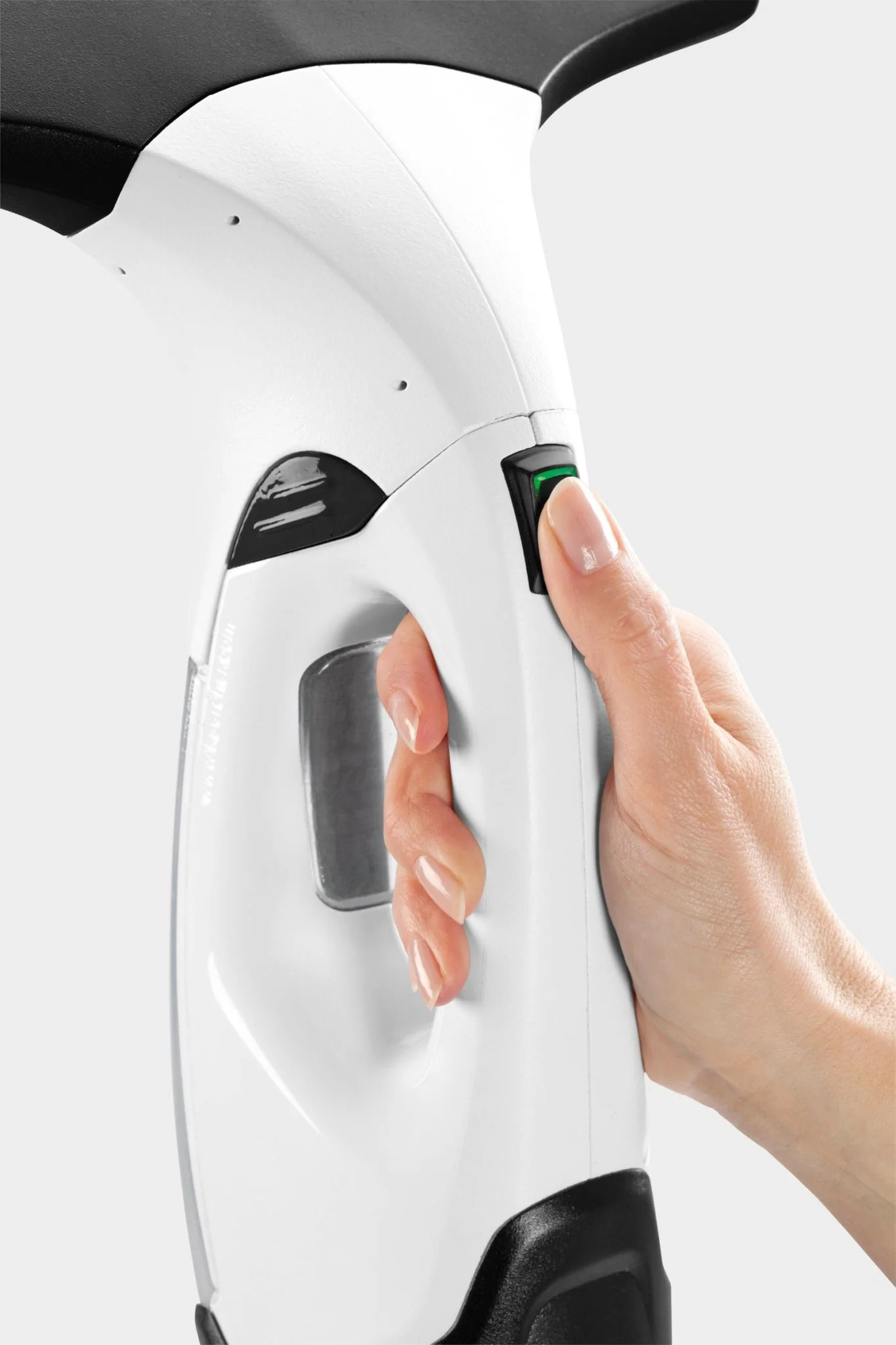 Kärcher WV2 Plus Window Vac White - Image 2