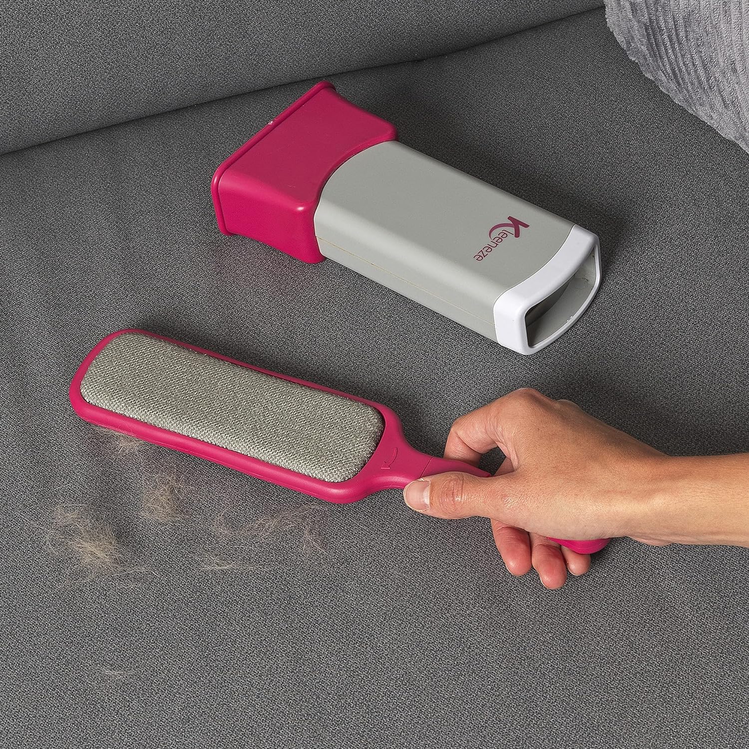 Kleeneze Magic Pet Hair Removal Wand - Image 2