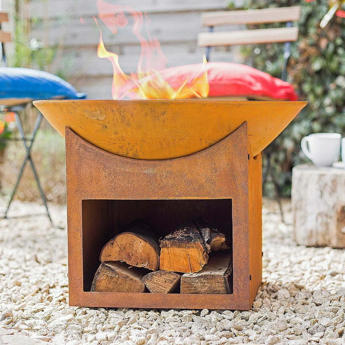 La Hacienda Fasa Oxidised Cast Iron Firepit - Image 3
