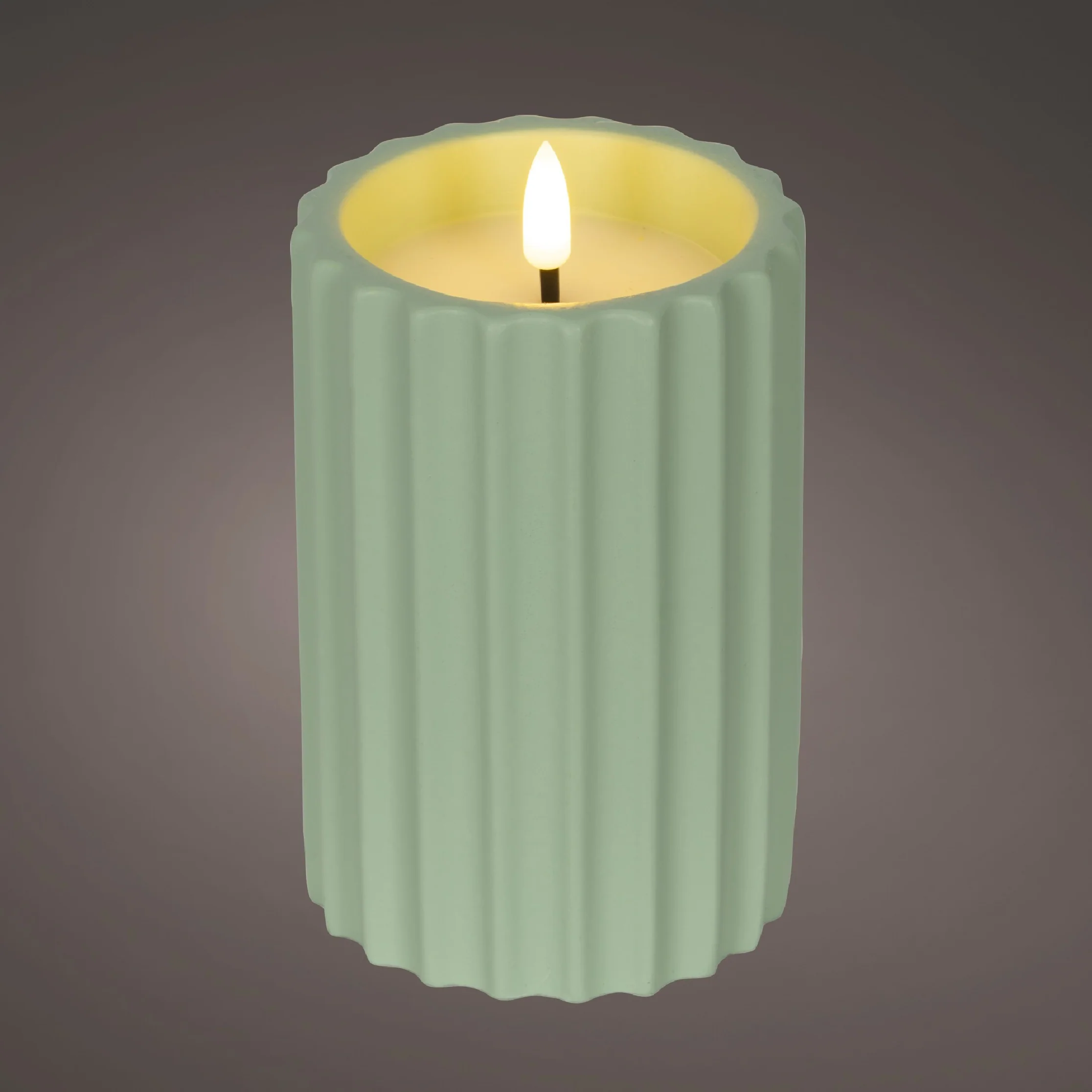 LED Outdoor Battery Operated Green Candle 8.5 x 14Cm