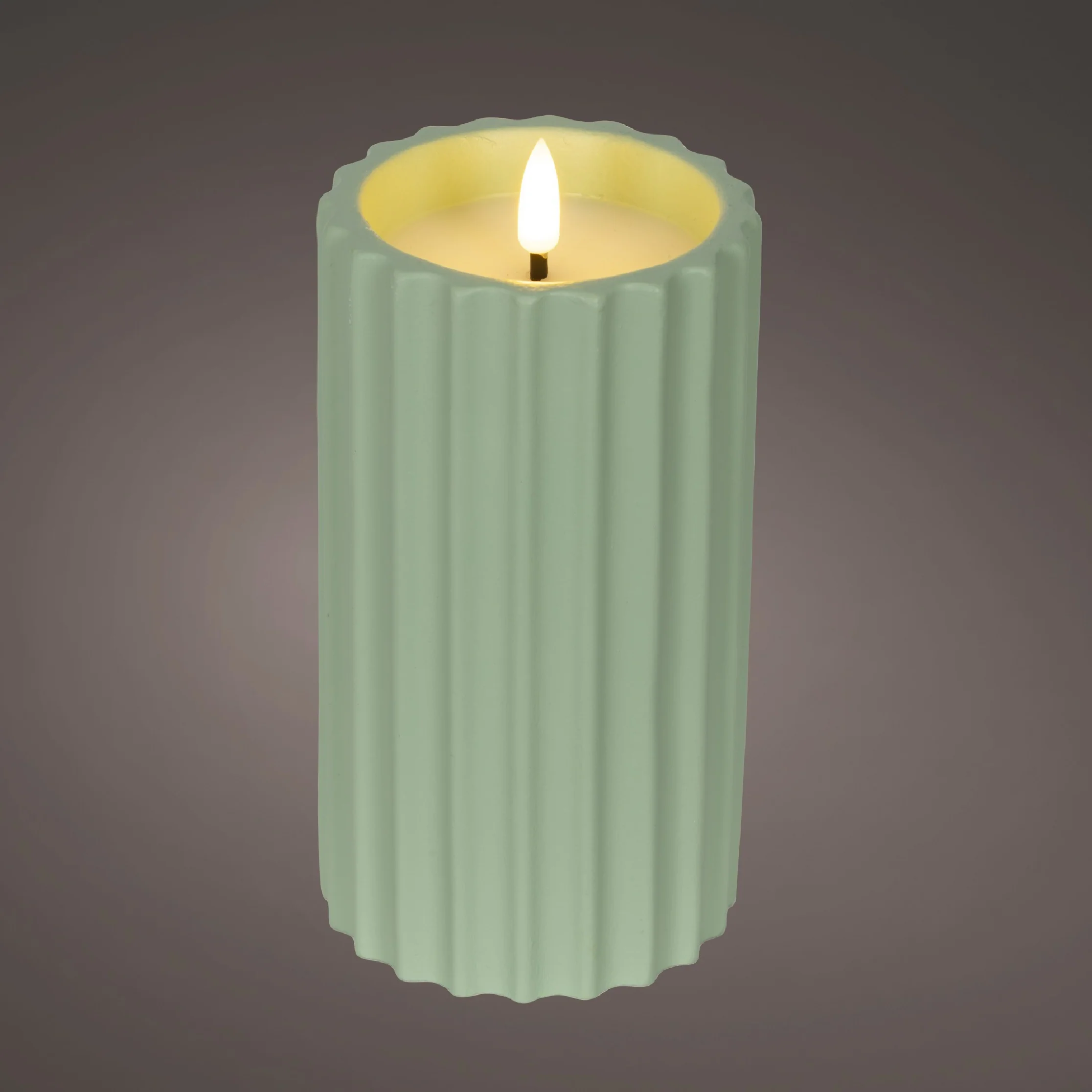 LED Outdoor Battery Operated Green Candle 8.5 x 16.5Cm