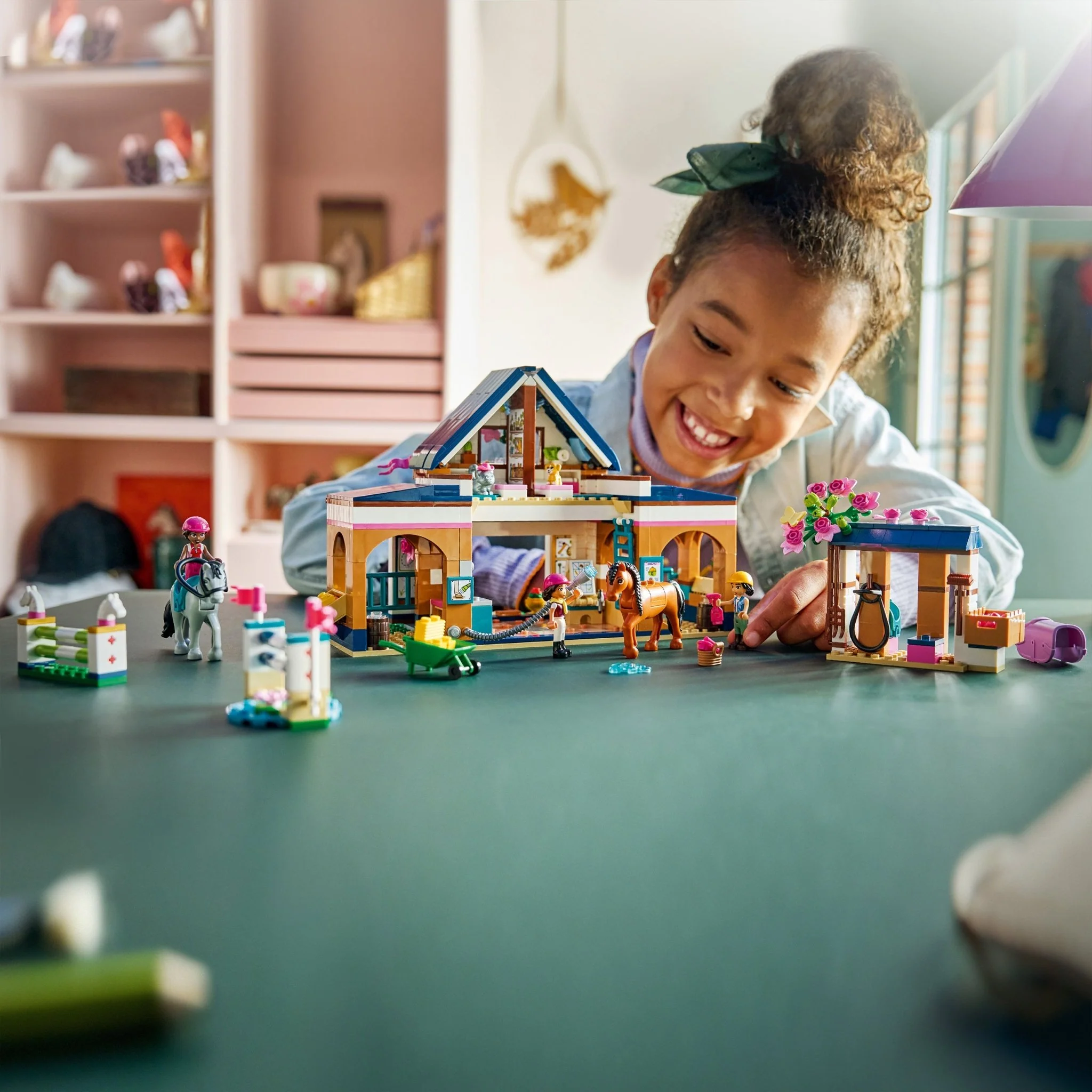 Lego 42688 Horse and Stable Academy - Image 3