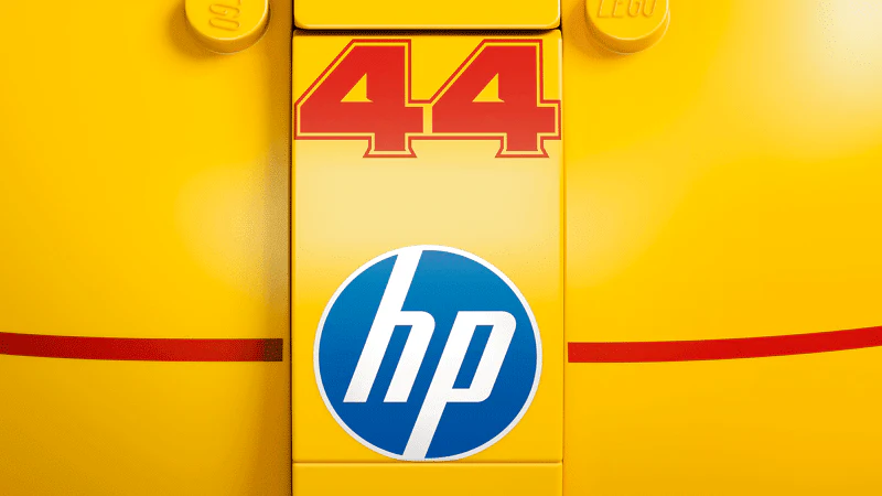 Lego 43022 Scuderia Ferrari HP Lewis Hamilton Helmet - Image 6