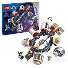 Lego 60433 City Modular Space Station - Image 2