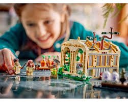 Lego 76445 Harry Potter Hogwarts Castle Herbology Class - Image 2