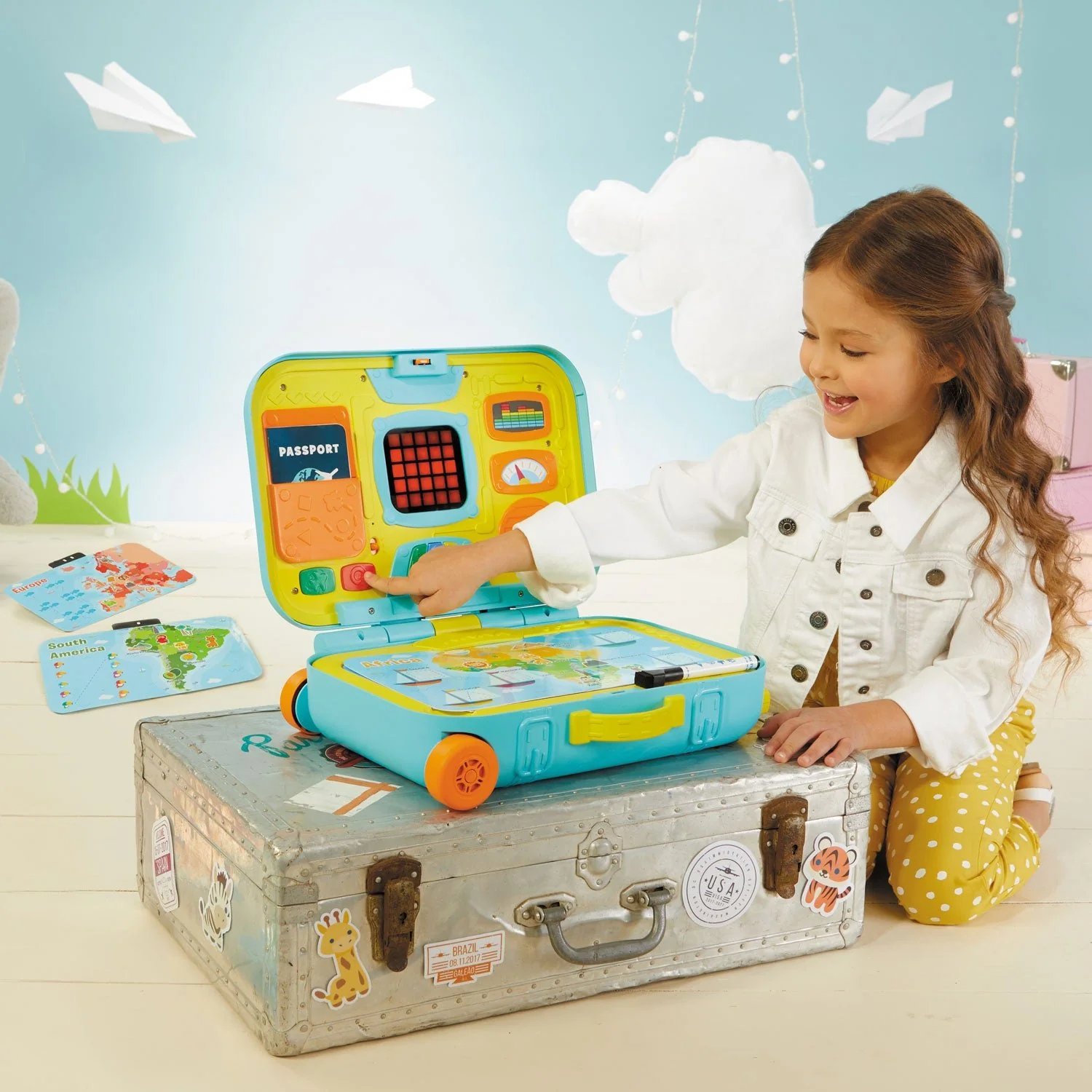 Little Tikes Learning Activity Suitcase - Image 2