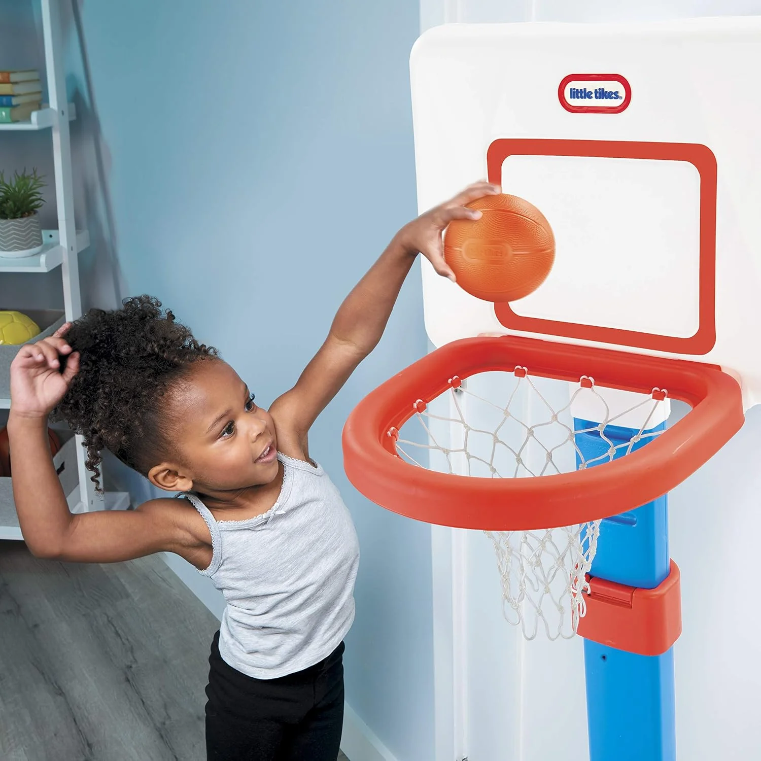 Little Tikes TotSports Easy Score Basketball Set - Image 6