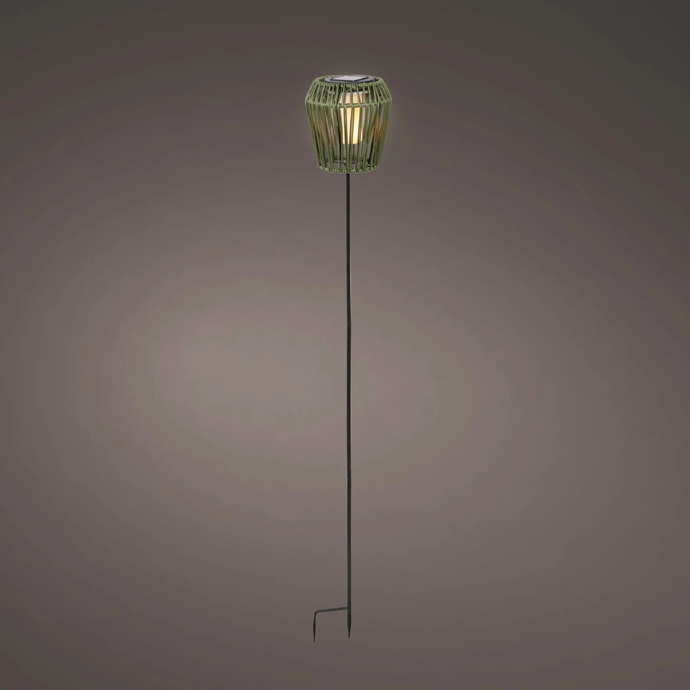 Lumineo Solar Wicker Garden Stake With Flame Effect – Green - Image 2