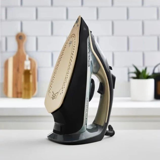Morphy Richards Crystal Clear Gold Iron 300302 - Image 2