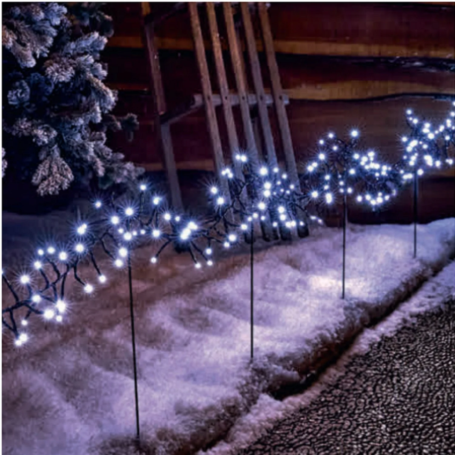 Noma 480 White Multifunction Cluster Lights With 6 Stakes