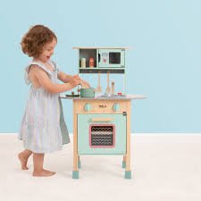 Owl & Fox Wooden Kitchen - Image 2